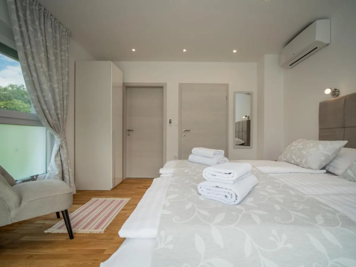 Holiday Home Andela By Interhome Dobrinj
